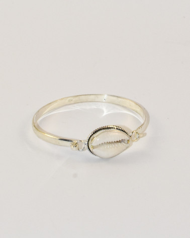 Cowrie shell bracelet from brass - 1
